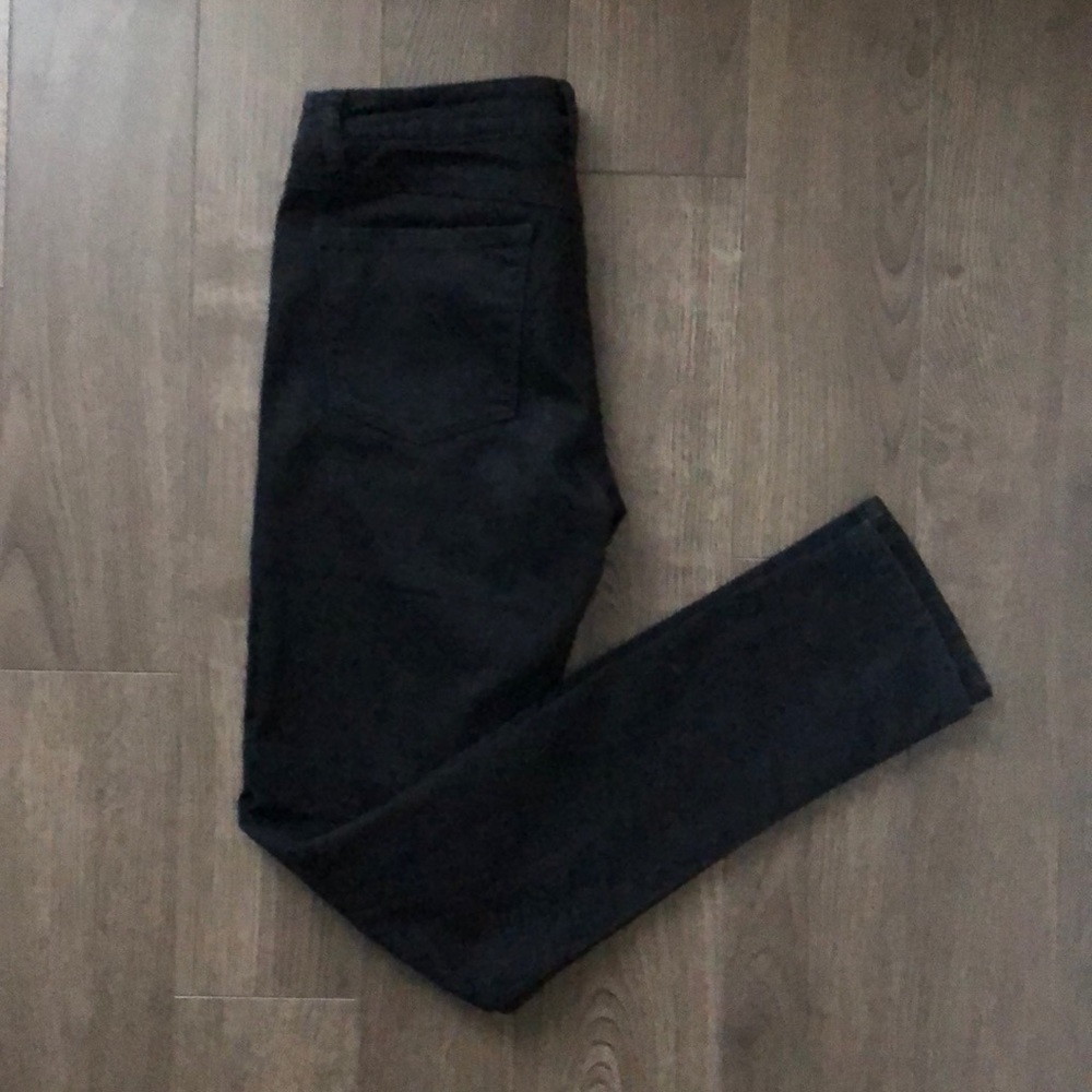 Black stretchy jeans